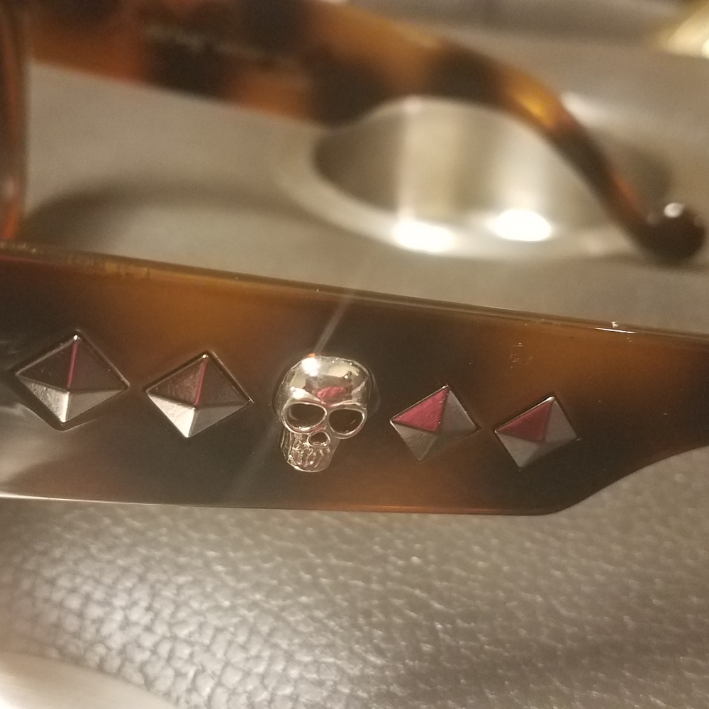 Sunglasses - Picture 2 of 2